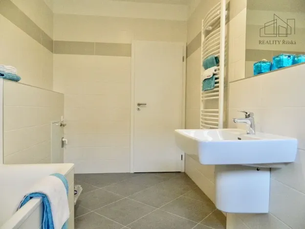 Pronájem bytu 2+kk, Praha - Hlubočepy, Vítové, 54 m2
