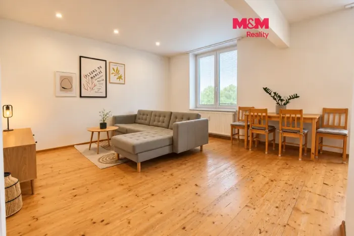 Pronájem bytu 2+kk, Trutnov - Horní Předměstí, Pražská, 66 m2