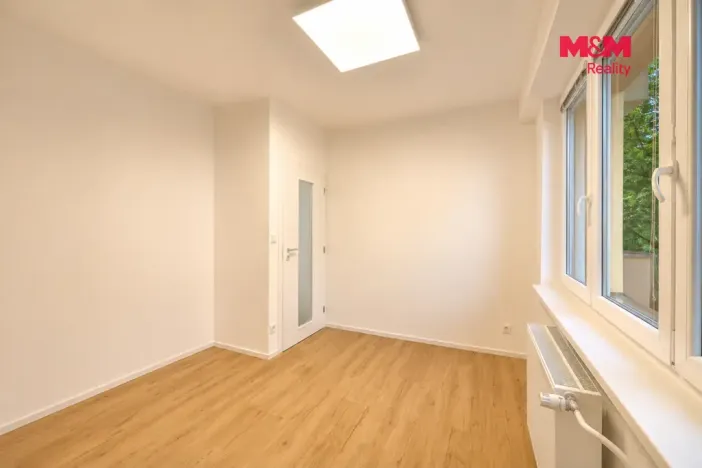 Prodej bytu 4+1, Pardubice, Palackého třída, 91 m2