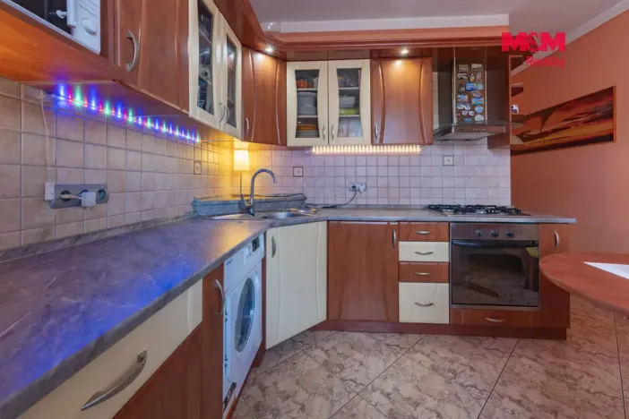 Prodej bytu 3+1, Chodov, Husova, 68 m2