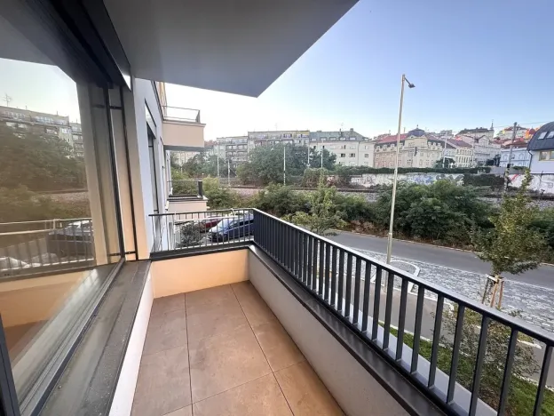 Pronájem bytu 2+kk, Praha - Nusle, Závišova, 41 m2