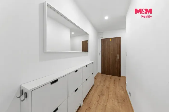 Prodej bytu 2+1, Povrly, Sídliště II, 56 m2