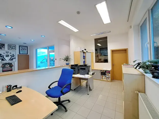 Pronájem skladu, Tečovice, 706 m2