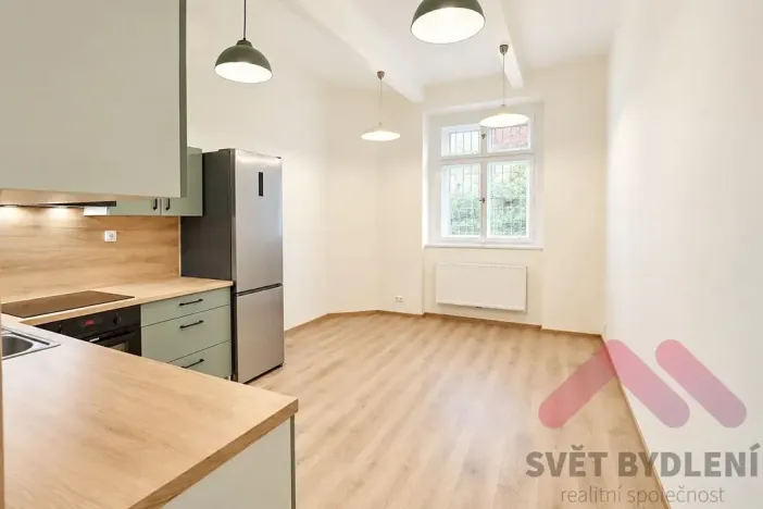 Pronájem bytu 2+kk, Praha - Vršovice, Slovinská, 45 m2
