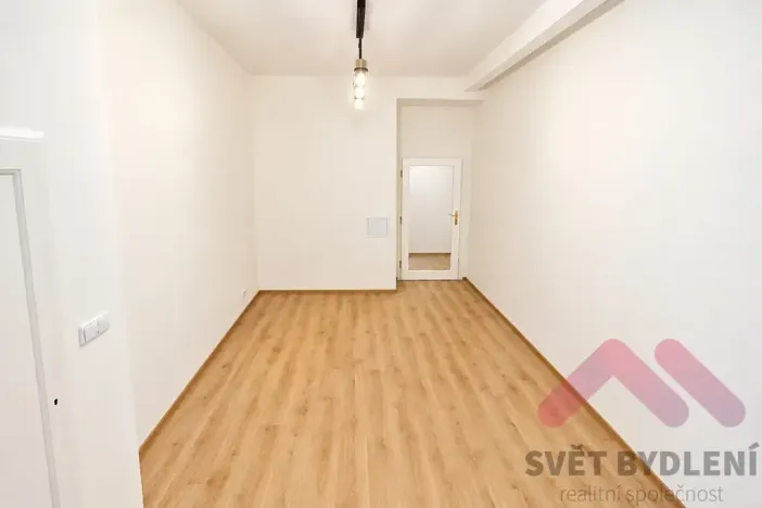 Pronájem bytu 2+kk, Praha - Vršovice, Slovinská, 45 m2