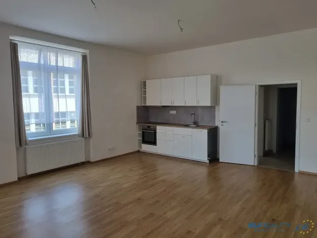 Pronájem bytu 2+kk, Náchod, Komenského, 61 m2