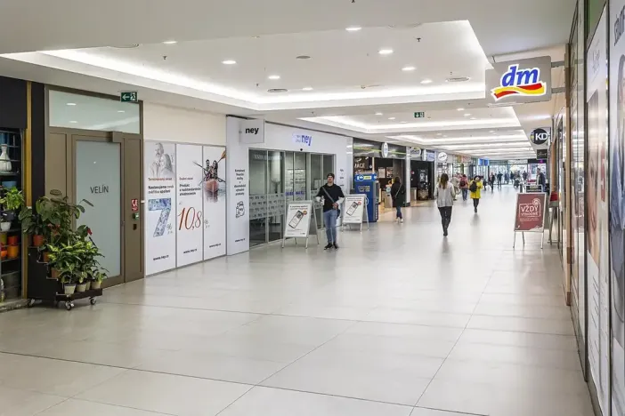 Pronájem bytu 1+kk, Praha - Karlín, Pobřežní, 27 m2