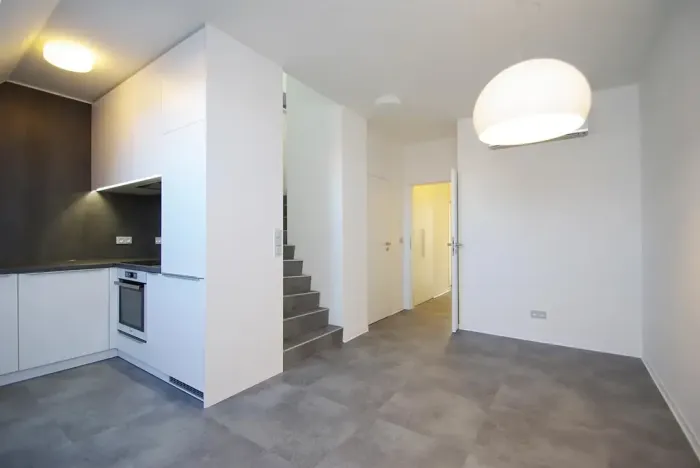 Pronájem atypického bytu, Praha - Vinohrady, Korunní, 82 m2