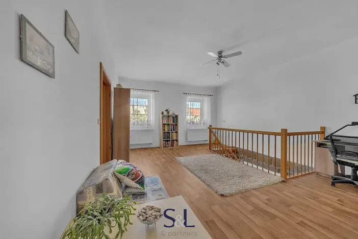 Prodej rodinného domu, Doksy, náměstí Republiky, 470 m2