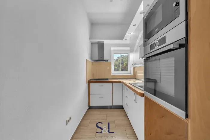 Prodej rodinného domu, Doksy, náměstí Republiky, 470 m2