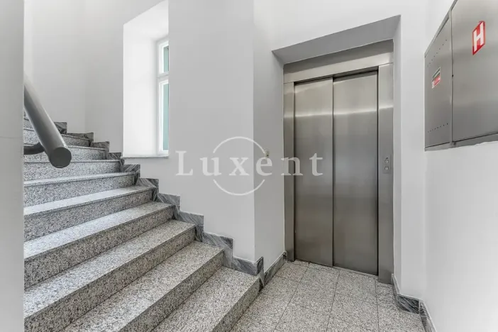 Prodej činžovního domu, Praha - Nové Město, Na bojišti, 632 m2