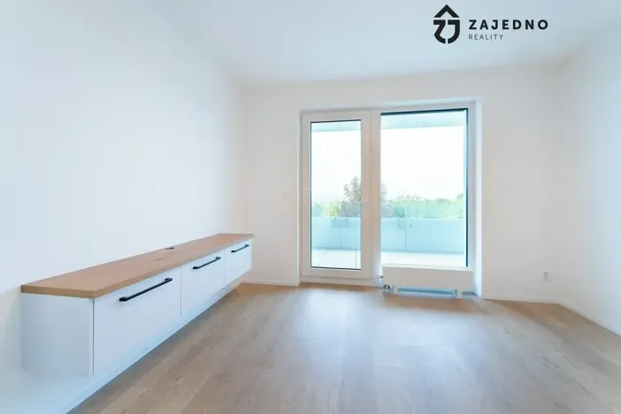 Pronájem bytu 1+kk, Brno, třída Generála Píky, 35 m2