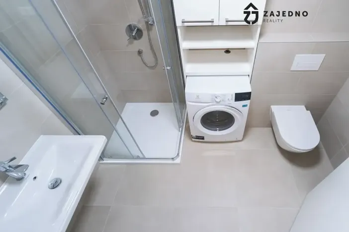 Pronájem bytu 1+kk, Brno, třída Generála Píky, 35 m2