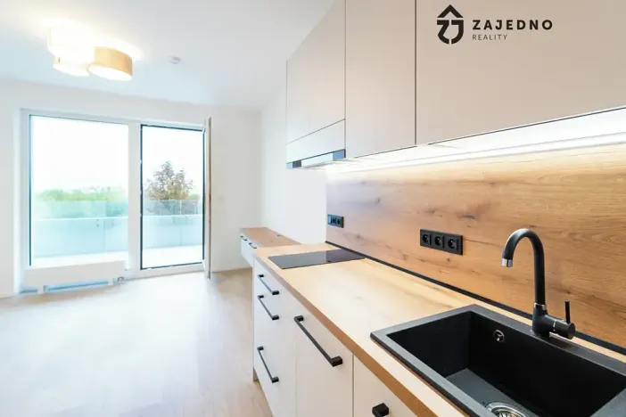 Pronájem bytu 1+kk, Brno, třída Generála Píky, 35 m2