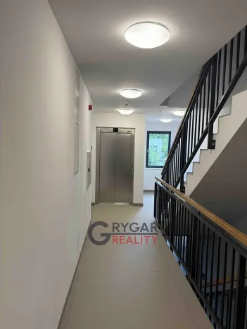 Pronájem bytu 2+kk, Praha - Dolní Chabry, Za Pískovnou, 57 m2