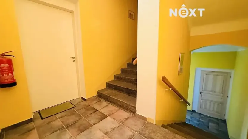 Pronájem bytu 2+kk, České Budějovice, Dobrovodská, 31 m2