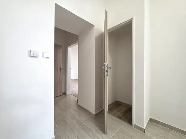 Pronájem bytu 1+1, Brno, Kabátníkova, 40 m2