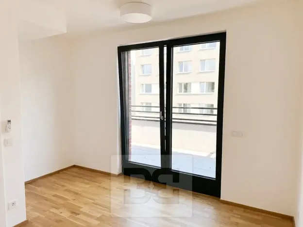 Pronájem bytu 2+kk, Praha - Žižkov, Kaplířova, 53 m2