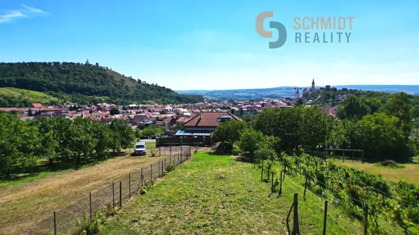Prodej pozemku, Mikulov, M. Majerové, 1610 m2