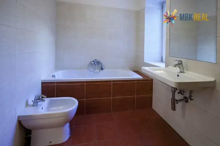 Pronájem kanceláře, Brno, Jakubské náměstí, 87 m2