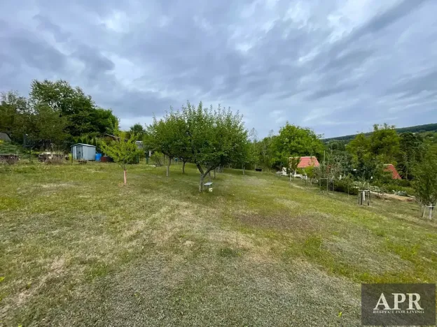 Prodej zahrady, Uherský Brod, 707 m2