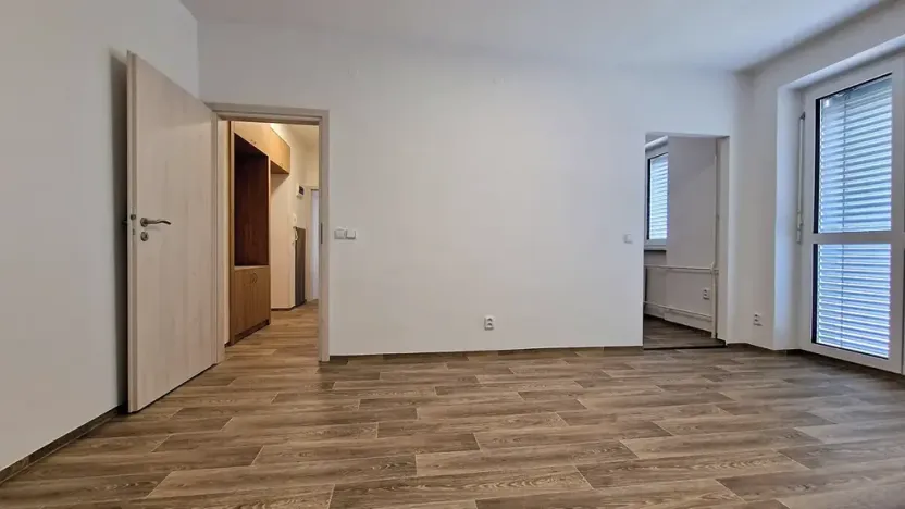 Pronájem bytu 2+1, Židlochovice, náměstí Míru, 52 m2