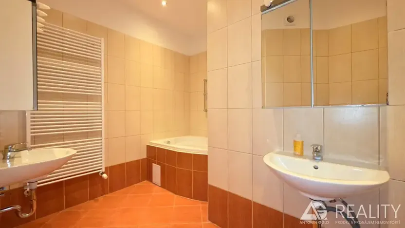 Pronájem bytu 4+kk, Praha - Nové Město, Podskalská, 123 m2