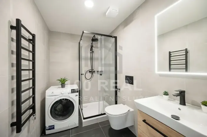 Pronájem bytu 1+kk, Hradec Králové, Průmyslová, 29 m2