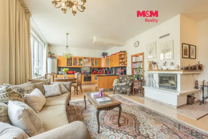 Prodej atypického bytu, Praha, Nuselská, 171 m2