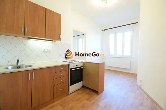 Pronájem bytu 2+kk, Praha - Nusle, Lounských, 51 m2