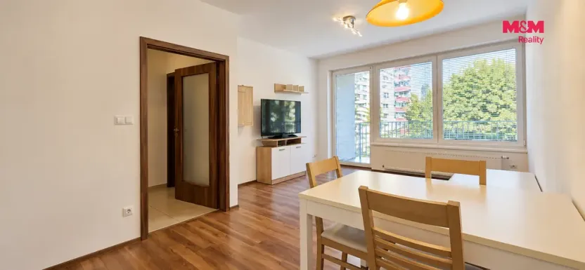 Pronájem bytu 2+kk, Pardubice - Zelené Předměstí, Pod Vinicí, 57 m2