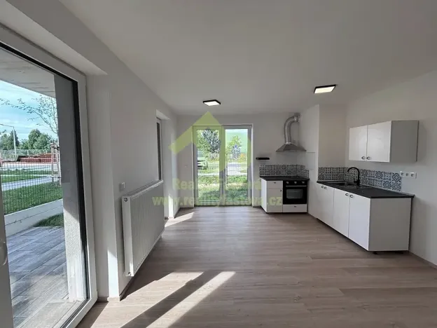 Pronájem bytu 1+kk, Dobřany, Denksteinova, 86 m2
