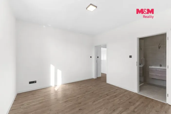 Prodej rodinného domu, Unhošť, 156 m2