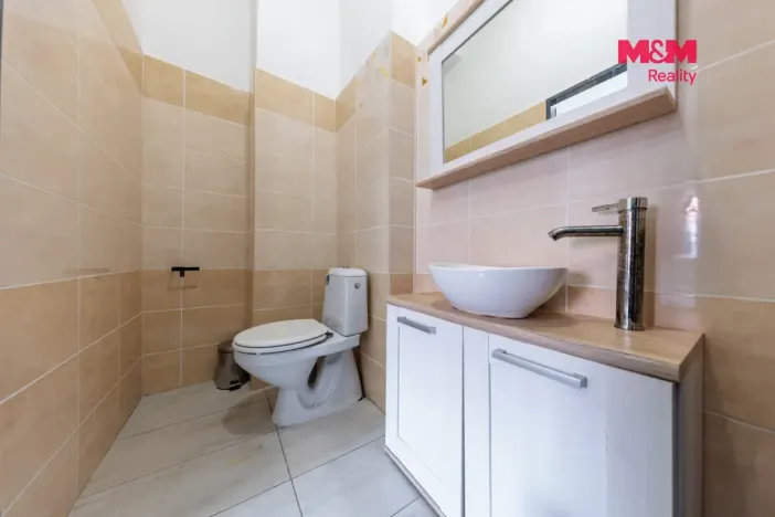 Prodej činžovního domu, Hroznětín, Mlýnská, 327 m2