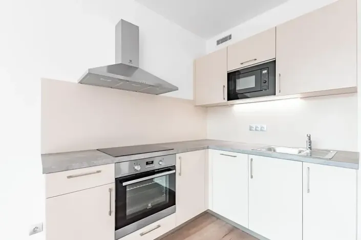 Pronájem bytu 1+kk, Praha - Libeň, Kurta Konráda, 36 m2