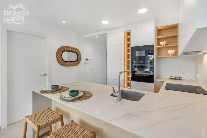 Prodej bytu 4+kk, Los Alcazares, Murcia, Španělsko, 81 m2