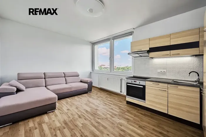 Prodej bytu 2+kk, Praha - Hostivař, Hornoměcholupská, 45 m2