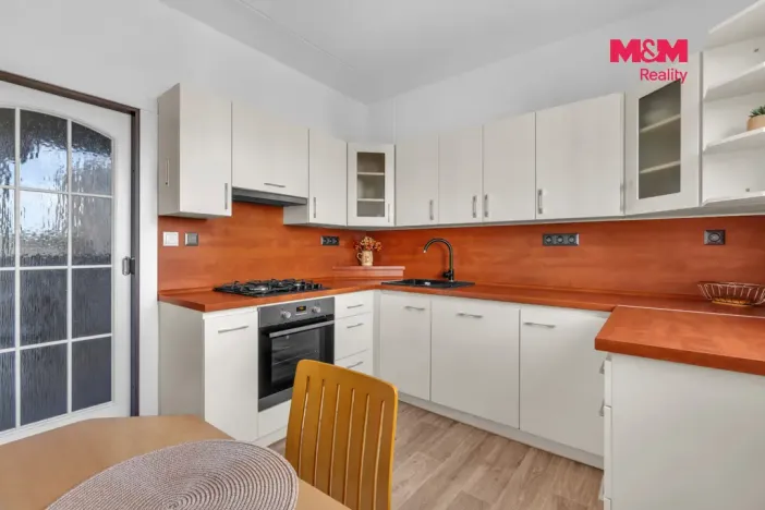 Prodej bytu 3+1, Chrudim - Chrudim IV, Hradištní, 69 m2