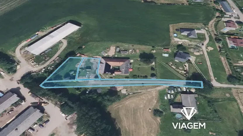 Prodej podílu pozemku pro bydlení, Ostrov, 225 m2