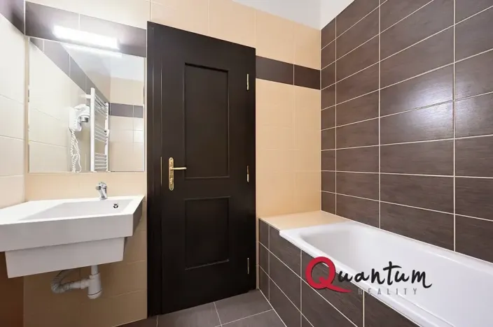 Prodej bytu 1+kk, Praha - Suchdol, Suchdolské náměstí, 19 m2