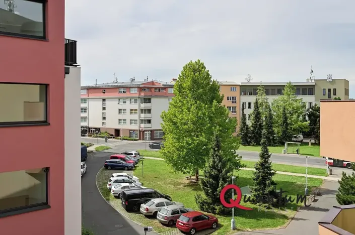 Prodej bytu 1+kk, Praha - Suchdol, Suchdolské náměstí, 19 m2