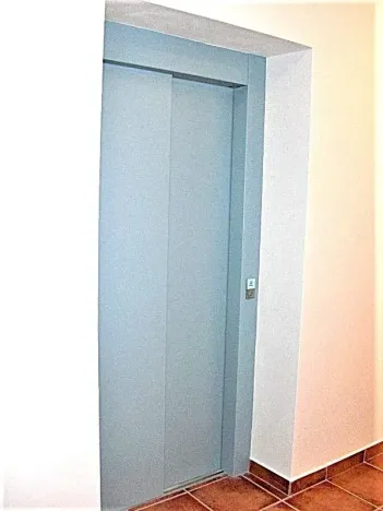 Pronájem bytu 1+kk, České Budějovice, Tylova, 34 m2