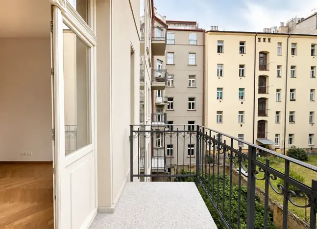 Pronájem bytu 2+kk, Praha - Vinohrady, 60 m2