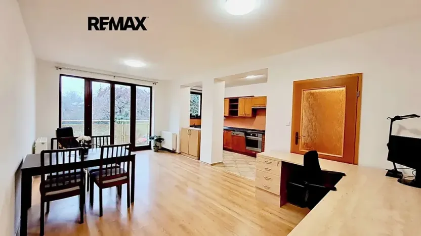 Pronájem bytu 2+kk, Praha - Vysočany, U Kloubových domů, 69 m2