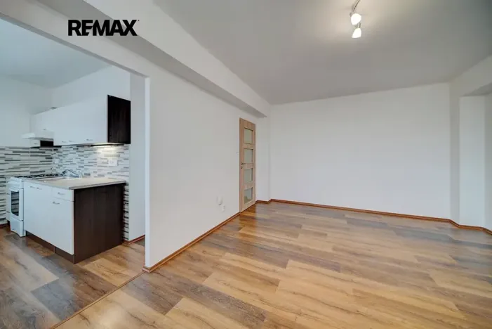 Pronájem bytu 2+1, Kolín, Dělnická, 57 m2