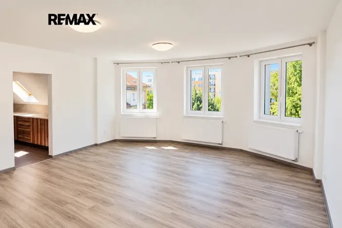 Pronájem bytu 3+kk, Kolín, Obecní dvůr, 74 m2