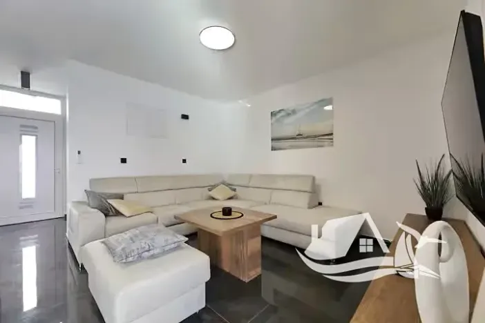 Prodej vily, Vrsi, Chorvatsko, 209 m2