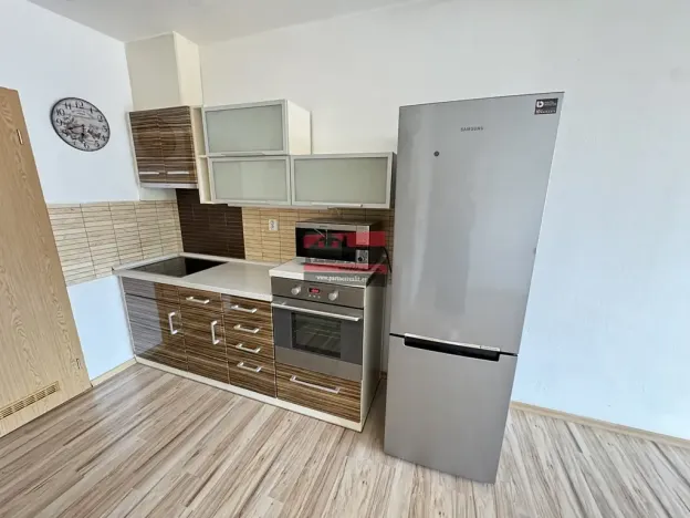 Pronájem bytu 2+kk, Tábor, 9. května, 58 m2