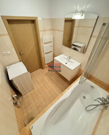 Pronájem bytu 2+kk, Tábor, 9. května, 58 m2