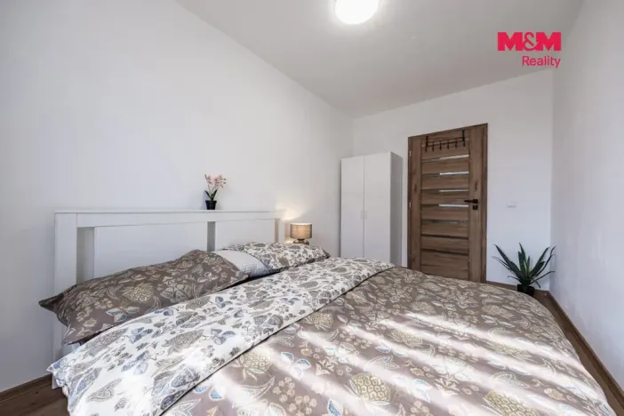 Prodej bytu 2+kk, Příbram - Příbram V-Zdaboř, Družstevní, 44 m2